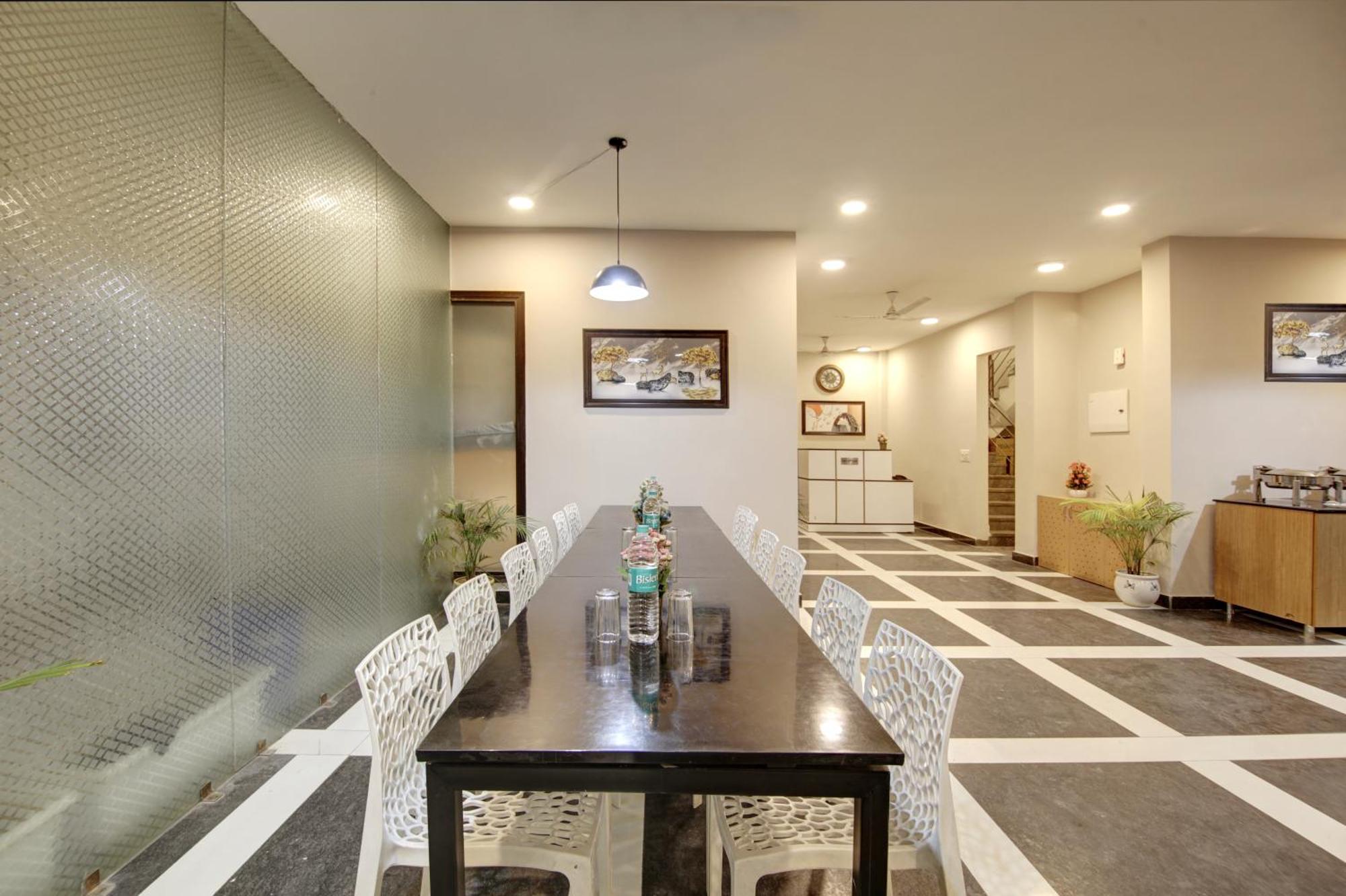 Limewood Stay - Fortis Hospital Gurgaon Zewnętrze zdjęcie