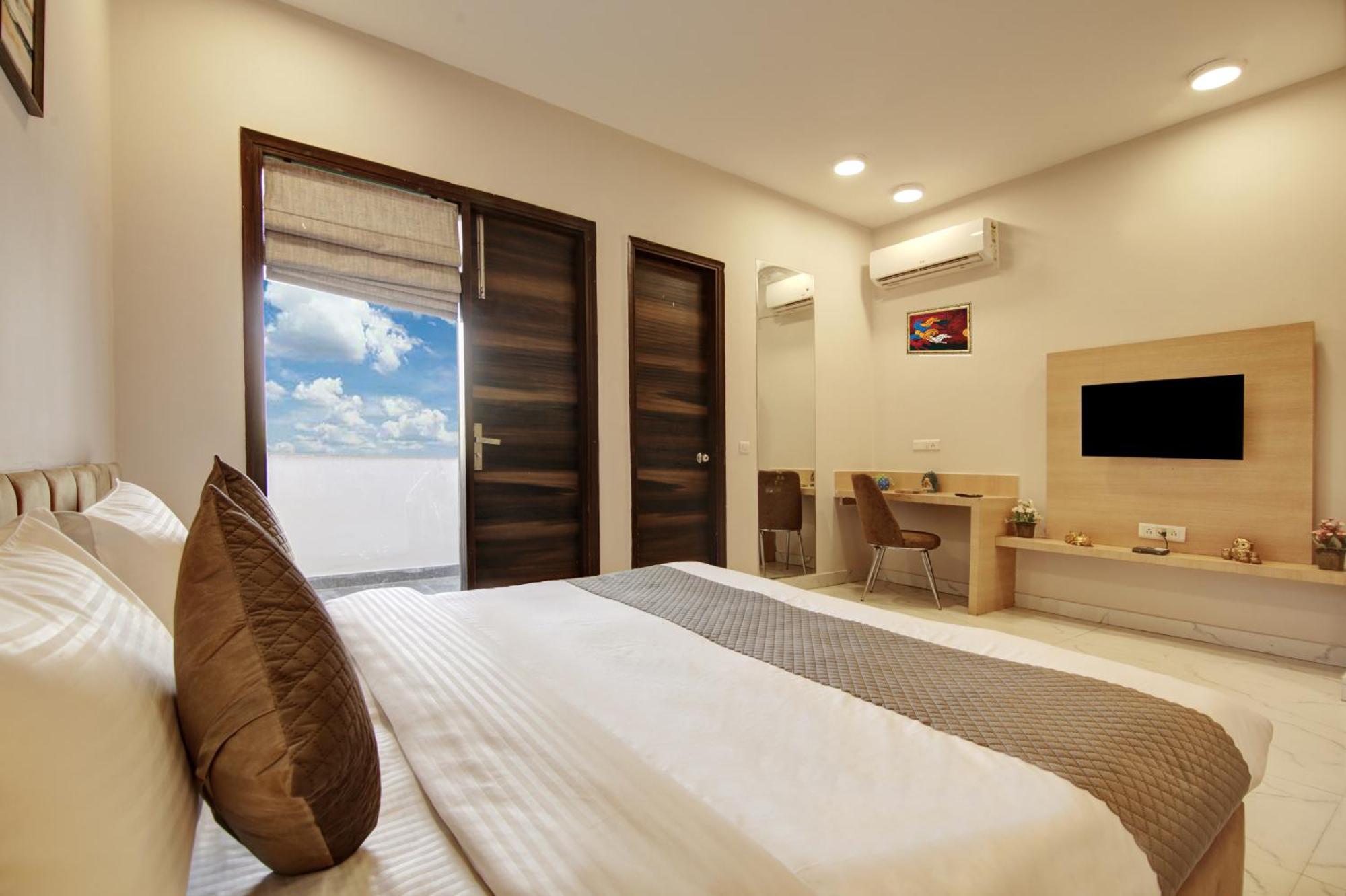 Limewood Stay - Fortis Hospital Gurgaon Zewnętrze zdjęcie