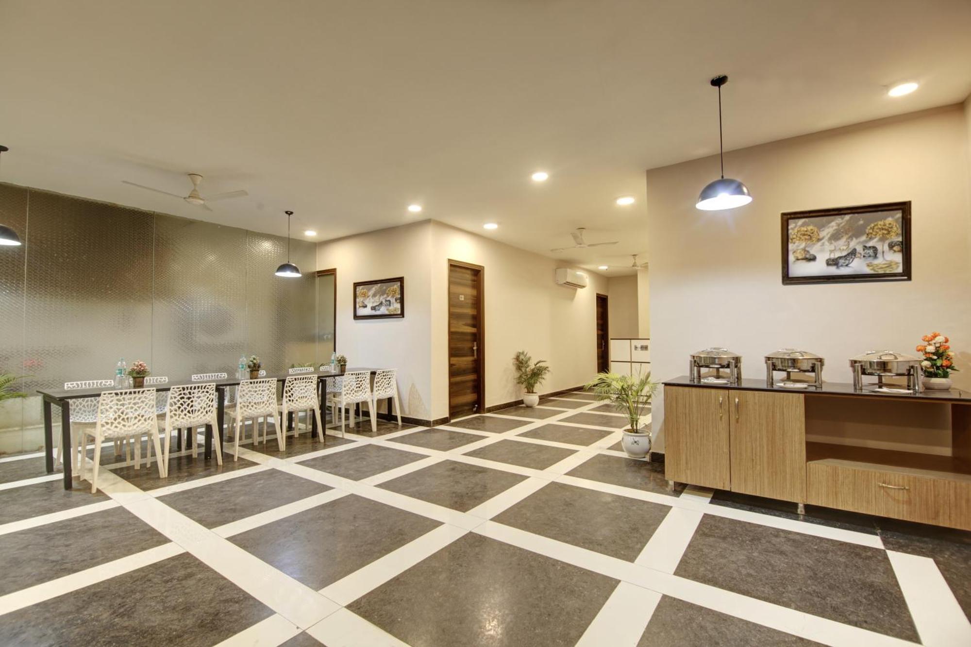 Limewood Stay - Fortis Hospital Gurgaon Zewnętrze zdjęcie